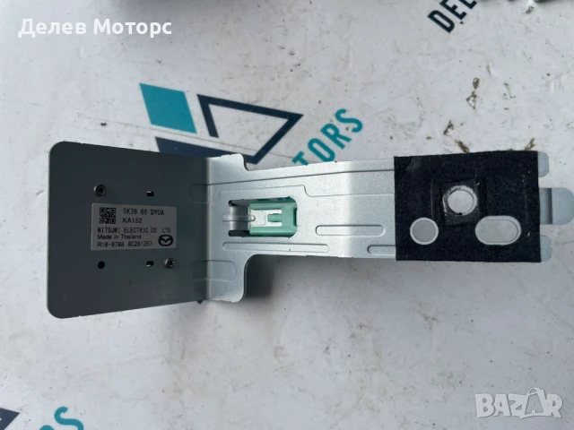 Модул антена за навигация от Mazda CX-5, TK78 66 DYOA, 2.5 skyaktiv двигател PY, AWD, 194 кс.