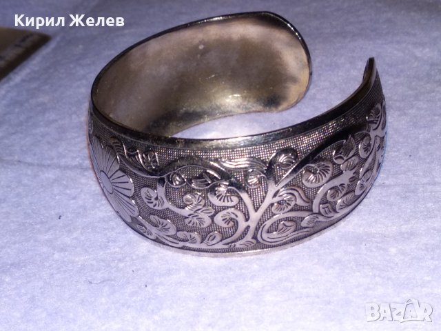 ПРЕКРАСНА СРЕБРИСТА ФЛОРАЛНО ОРНАМЕНТИРАНА РЕГУЛИРУЕМА БРОНЗОВА РЕТРО ГРИВНА 10307, снимка 3 - Гривни - 41202026