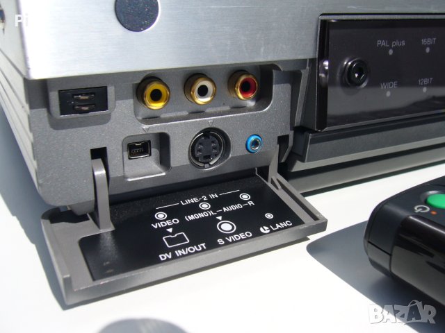 Sony DHR-1000 висок клас DV/miniDV рекордер, топ професионално устройство *Промо Цена*, снимка 4 - Плейъри, домашно кино, прожектори - 41020418