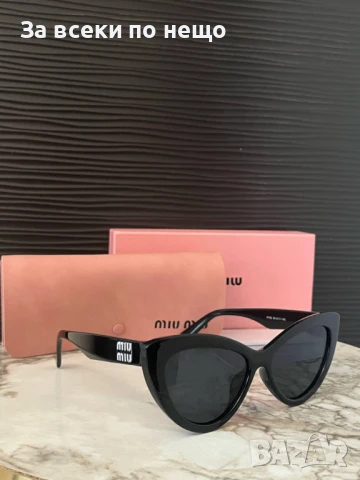 Miu Miu Слънчеви Очила С UV400 Защита С Калъф, Кърпа И Сертификат - 4 Модела 😎🕶 Код VF4, снимка 3 - Слънчеви и диоптрични очила - 50980254