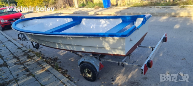 Пласмасова лодка с колесар, снимка 5 - Воден транспорт - 52239275