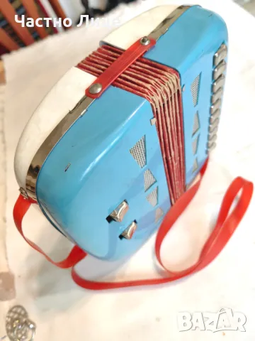 Супер Рядък Руски Соц СССР Детски Акордеон 1970те г, снимка 3 - Акордеони - 47557993