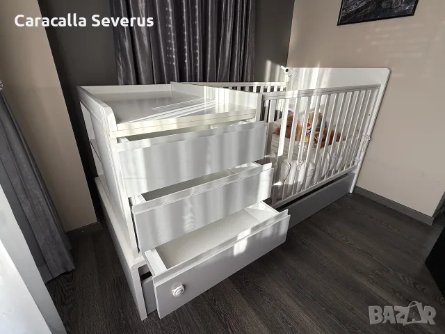 Премиум трансформираща се кошара Italbaby OSLO + пълен комплект (матрак и обиколници), снимка 5 - Бебешки легла и матраци - 55748277