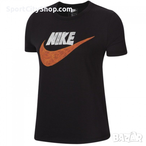 Дамска тениска Nike Sportswear CJ2055-010, снимка 1 - Тениски - 36228074