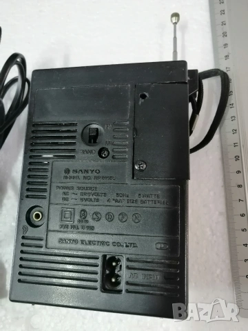 Радиоприемник SANYO RP 5115U, снимка 4 - Радиокасетофони, транзистори - 53872483