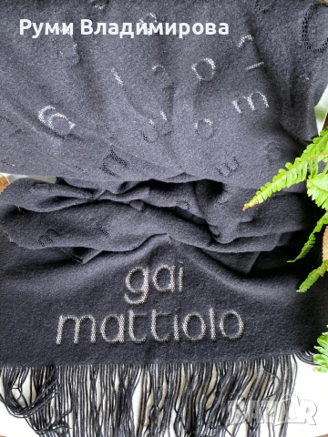 Черен шал Gai Mattiolo/ голям шал тип одеало, снимка 7 - Шалове - 48875162