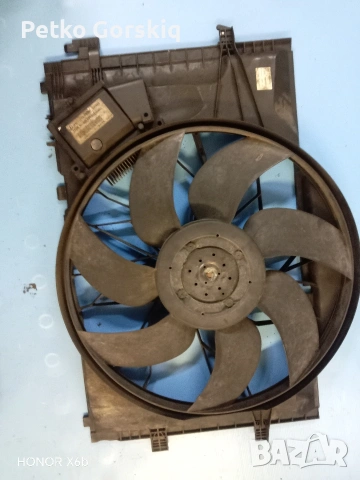 Вентилатор за мерцедес w211, снимка 2 - Части - 53202012