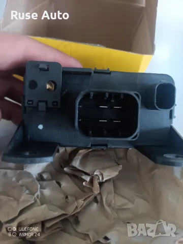 Реле, подгревна система HELLA, снимка 1