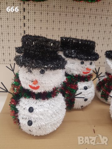 Коледни декорации, снимка 2 - Декорация за дома - 42715237