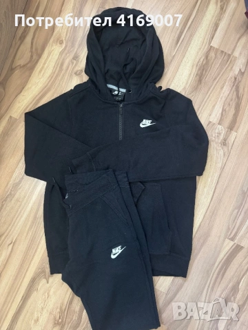 Дамски оригинален екип Nike S 