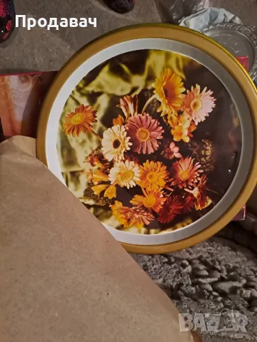 Подноси за сервиране 