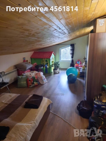 НОВА, ДВУЕТАЖНА, ОБЗАВЕДЕНА КЪЩА С ДВОР В С.БРЕСТНИК, снимка 10 - Къщи - 51838269