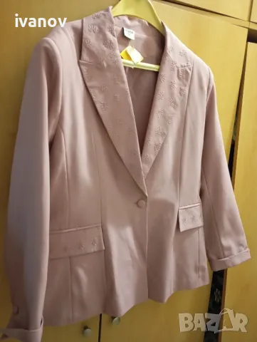 Дамско сако ново , снимка 2 - Сака - 49193687