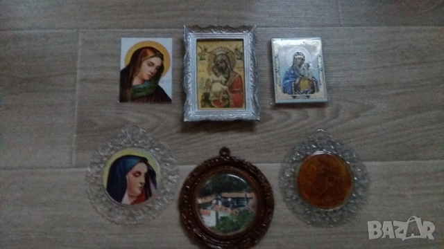 НЯКОЛКО МАЛКИ ИКОНИ, снимка 1