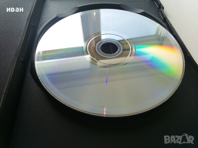 DVD филм " Претендентът", снимка 4 - DVD филми - 53694611