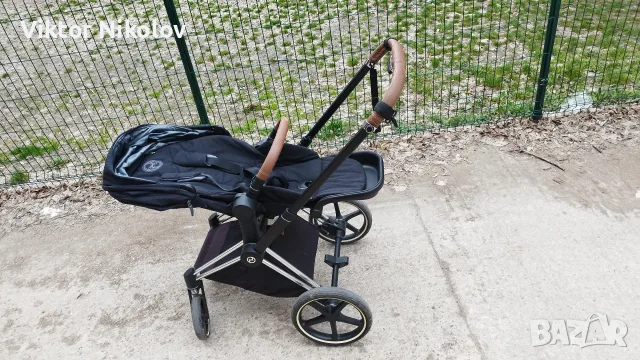 Комплект Cybex Priam 4 летен кош с поставка за чаша/шише и куки за чанта, Пловдив, снимка 9 - Детски колички - 56140270