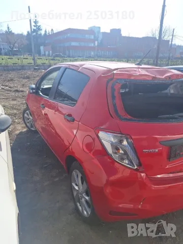 Toyota Yaris 1.3i 2013 на части, снимка 3 - Автомобили и джипове - 49535201