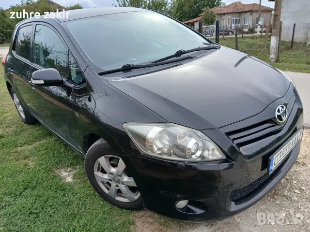 Tойота Аурис 2010, снимка 3 - Автомобили и джипове - 56317236