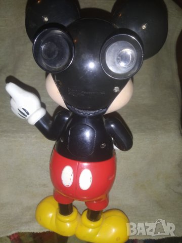 Оригинална 1999 Disneyland Paris McDs Mickey Mouse with viewfinder , снимка 2 - Колекции - 39024223
