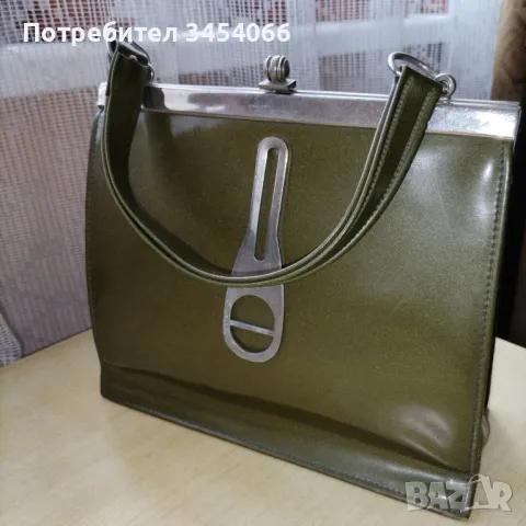 Дамска лачена чанта- антика. , снимка 1