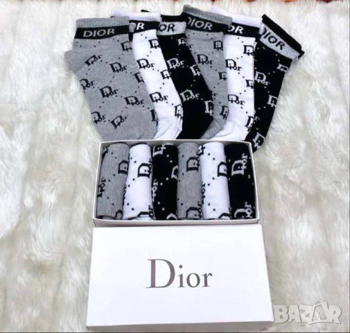 чорапи в кутия nike lacoste gucci hermes louis vuitton chanel , снимка 13 - Дамски чорапи - 50998488