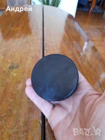 Стара шайба за хокей #2, снимка 3 - Други ценни предмети - 41982533