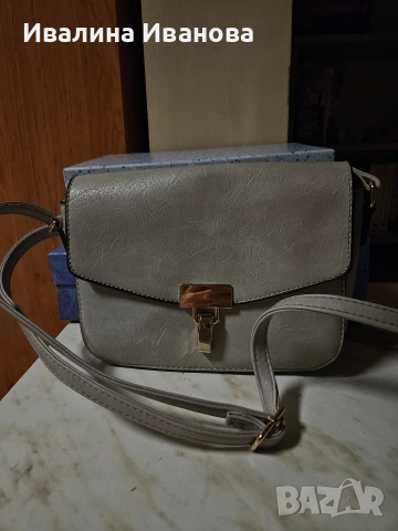 Дамски чанти, снимка 7 - Чанти - 52684887