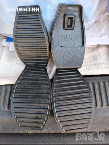 Гумичка за съединител и спирачка на корса Д 