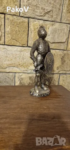 Рицар, снимка 2 - Статуетки - 49741208