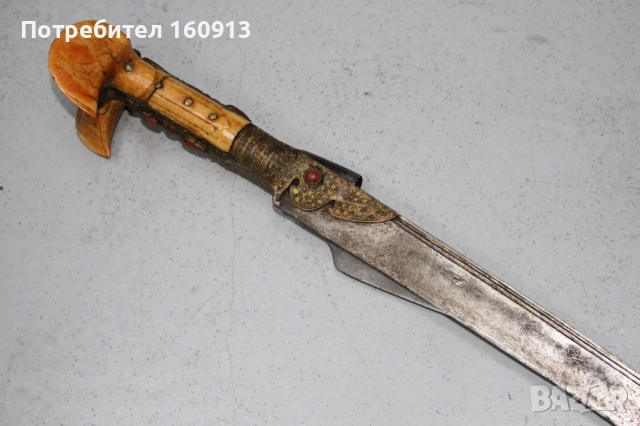 Стар османски балкански ятаган с бели дръжки сребърен обков и корали, снимка 4 - Антикварни и старинни предмети - 52048019