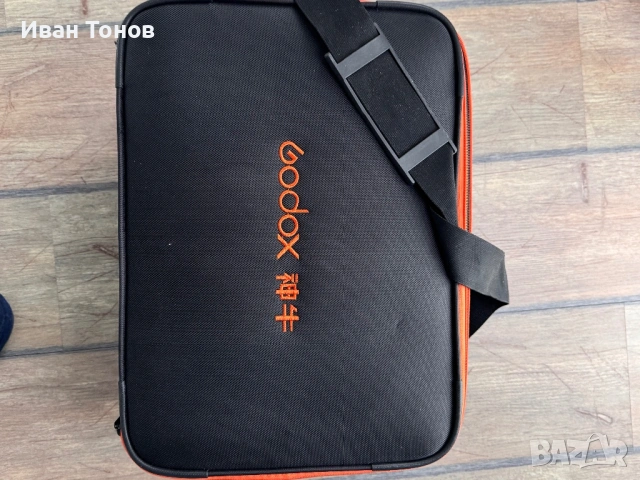 Продавам светкавица Godox, снимка 3 - Светкавици, студийно осветление - 53092386