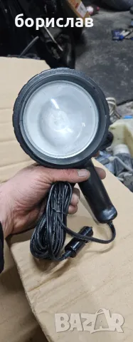 Подвижна лампа 12 волта