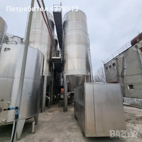 Вертикален ферментатор за червено вино от неръждаема стомана – 65 000 литра., снимка 2 - Други машини и части - 55937921