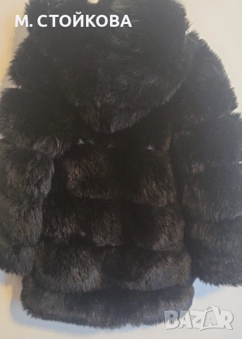 палто с косъм размер XS в черно с качулка, снимка 4 - Палта, манта - 52896657