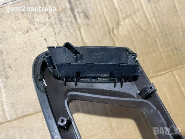 Лайсна Предна Дясна Врата Бутони 7P5837248A Porsche Cayenne 3.0D 92A/2012г, снимка 5 - Части - 49625237