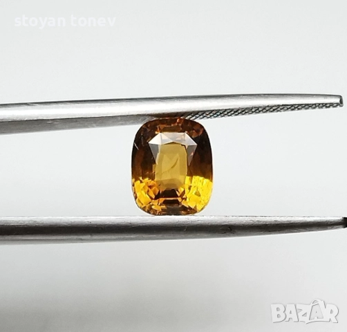 Рядък александрит с драматично променящ се цвят 1.52кт.! Сертифициран! Нов!, снимка 4 - Други - 52173924