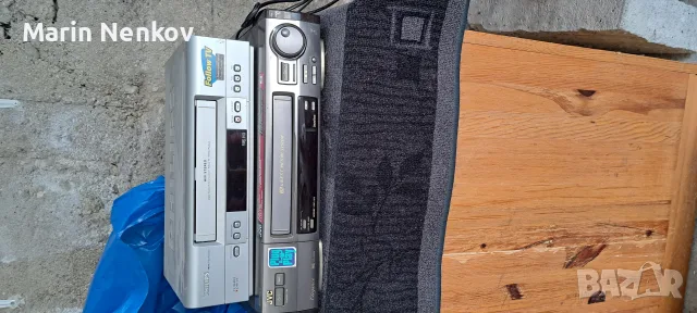Продавам видеа Jvc и Philips с дистанционни, снимка 2 - Плейъри, домашно кино, прожектори - 56039598