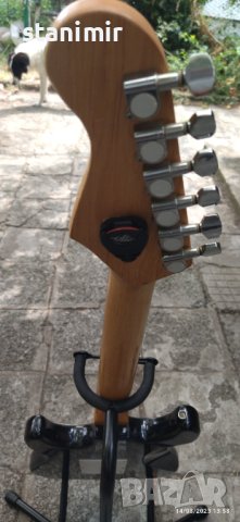 Китара тип Fender Stratocaster , снимка 3 - Китари - 41853824