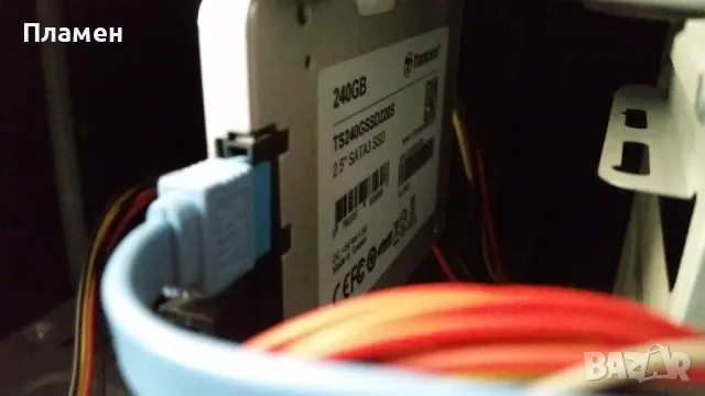 Настолен компютър INTEL, снимка 3 - Работни компютри - 50005487