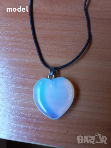 Колие Сърце Лунен камък, снимка 2 - Колиета, медальони, синджири - 51760014