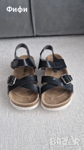 Детски сандали, снимка 3 - Детски сандали и чехли - 50195216