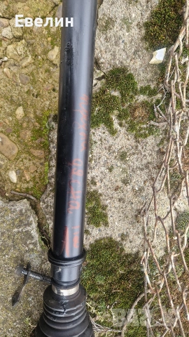 предна дясна полуоска VW Touran 2006г, снимка 3 - Части - 53664494