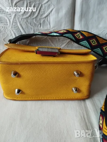 ZARA елегантна малка дамска чанта през рамо, снимка 3 - Чанти - 49641886