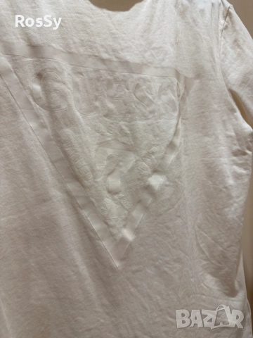 Дамска тениска Guess, снимка 2 - Тениски - 50971462