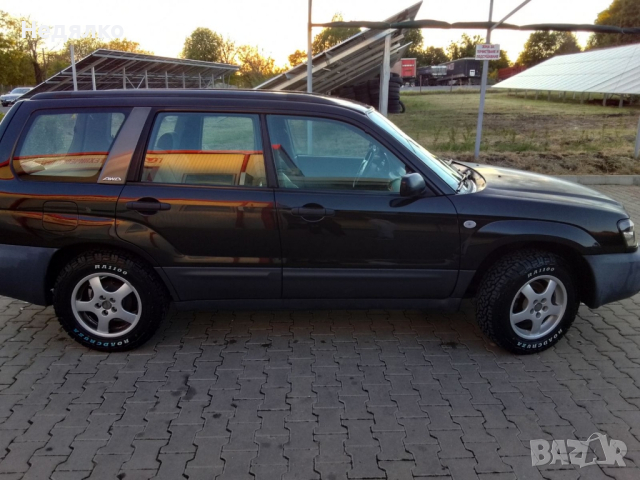 Subaru Forester 2.0, снимка 7 - Автомобили и джипове - 44527914