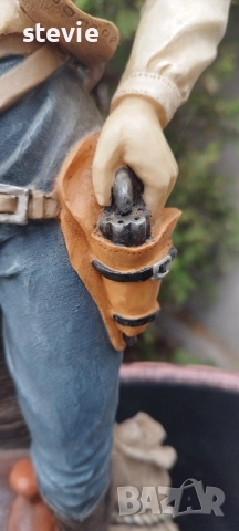 Голяма уестърн фигура, снимка 4 - Статуетки - 51461218