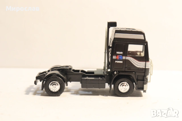 ALBEDO H0 1/87 VOLVO ВЛЕКАЧ КАМИОН МОДЕЛ, снимка 4 - Колекции - 53664834