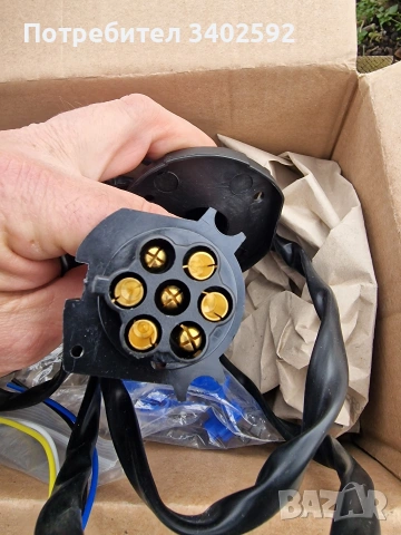 Букса за ремарке пластмасова 7 пина 12V комплект, снимка 3 - Аксесоари и консумативи - 53476130