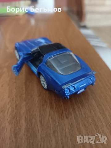Метална количка с отварящи се врати Chevrolet Corvette 1978  1:39 , снимка 5 - Колекции - 53869129