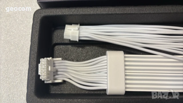 ARGB PSU-VGA кабел PCI-Ex 5.0 600W ATX 3.0 (90 градусов), снимка 2 - Кабели и адаптери - 50473405